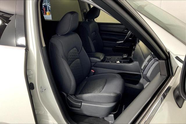 2024 Nissan Pathfinder Vehicle Photo in Tulsa, OK 74129