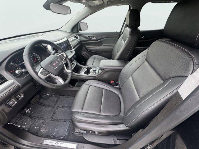 2023 GMC Acadia Vehicle Photo in LEOMINSTER, MA 01453-2952