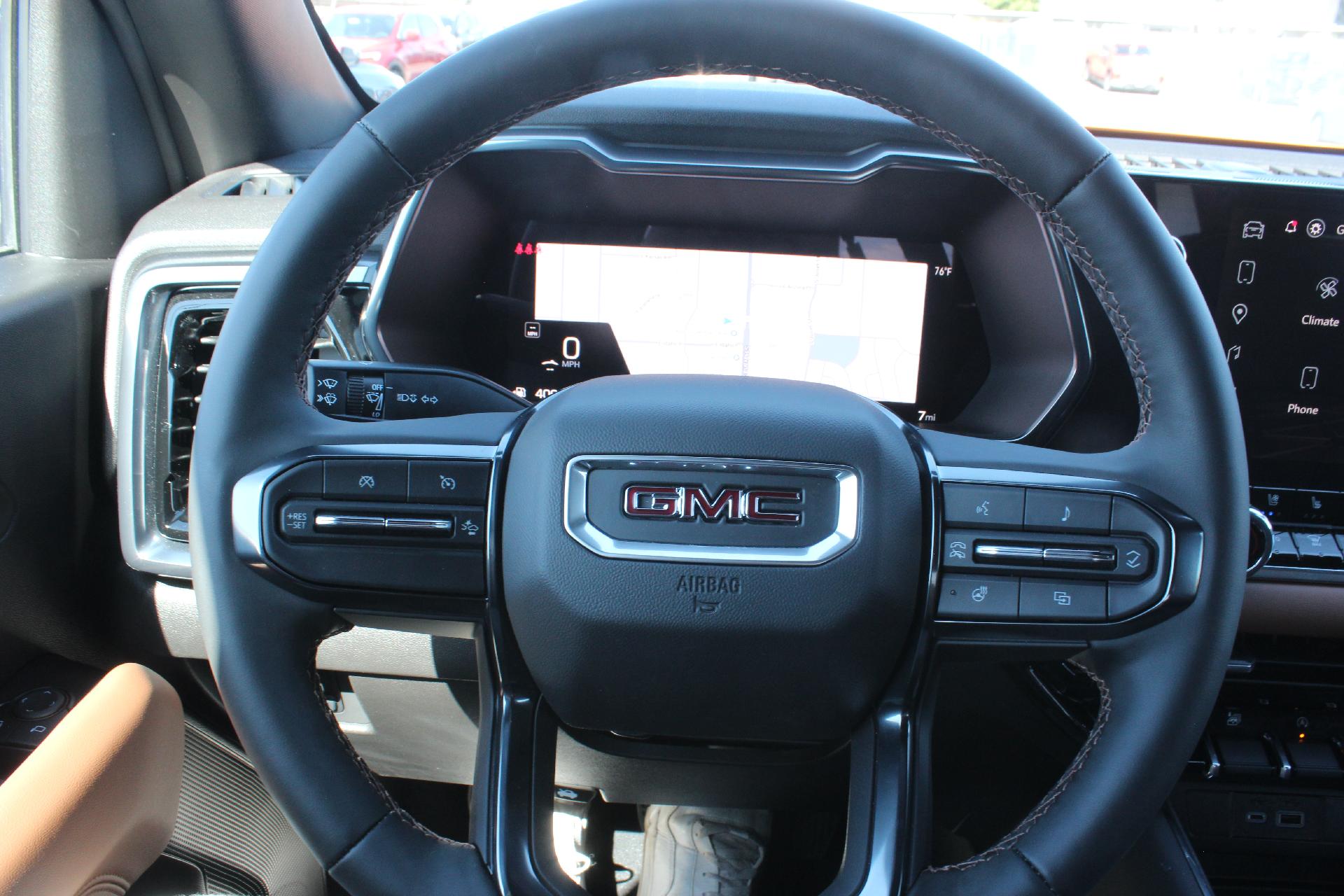 2025 GMC Canyon Vehicle Photo in AURORA, CO 80012-4011