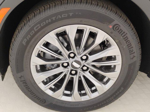 2025 Cadillac XT4 Vehicle Photo in PINEVILLE, NC 28134-8495