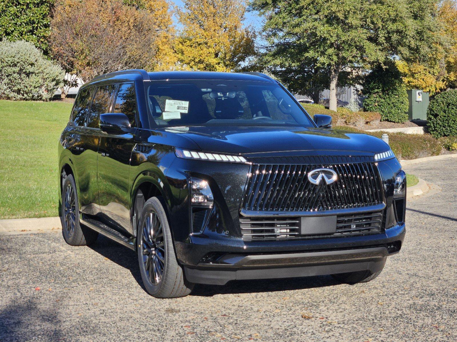 2025 INFINITI QX80 Vehicle Photo in Fort Worth, TX 76132