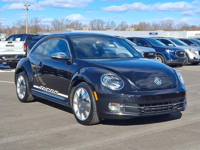 2013 Volkswagen Beetle Coupe Vehicle Photo in TREVOSE, PA 19053-4984