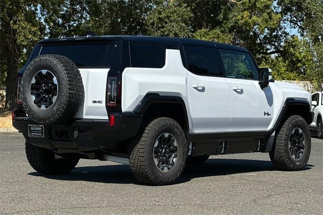 2025 GMC HUMMER EV SUV Vehicle Photo in ELK GROVE, CA 95757-8703