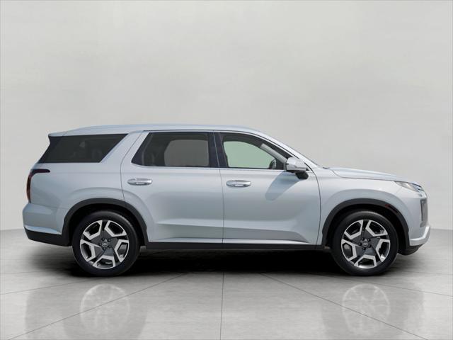 2025 Hyundai PALISADE Vehicle Photo in Green Bay, WI 54304