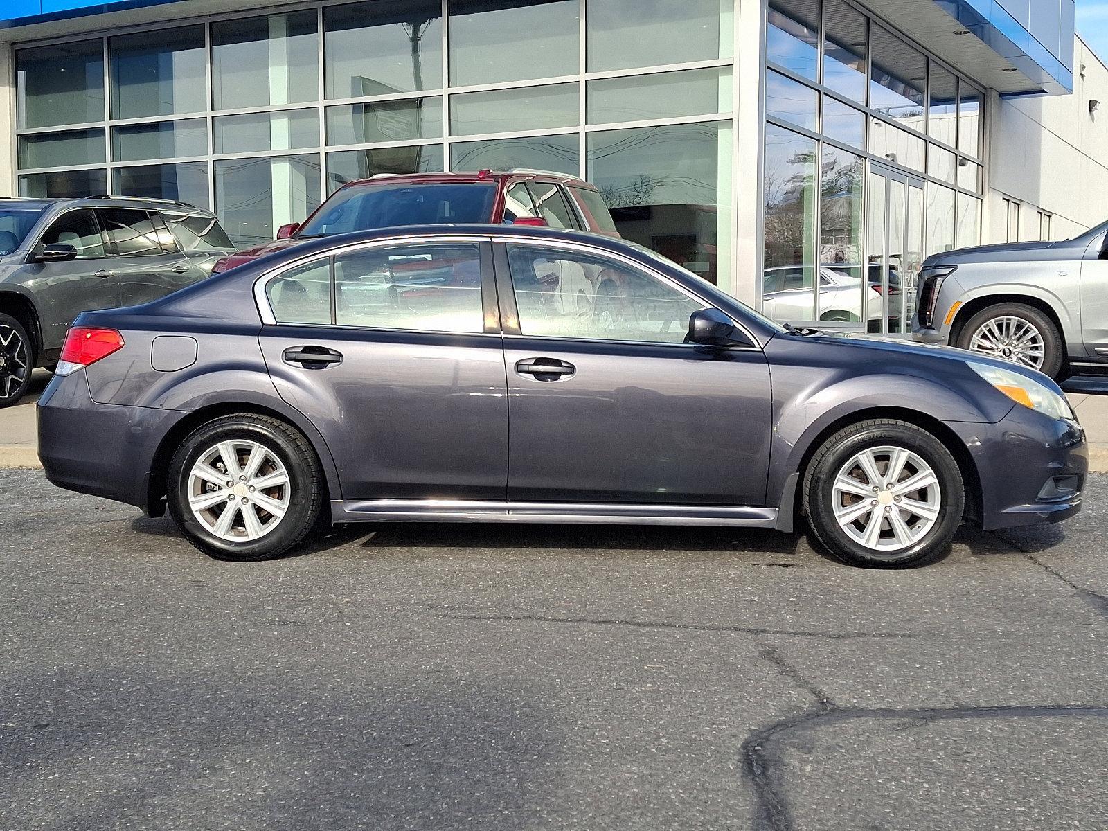 2010 Subaru Legacy Vehicle Photo in BETHLEHEM, PA 18017-9401