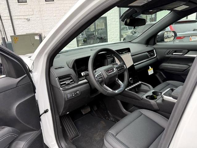 2025 GMC Terrain Vehicle Photo in CHICOPEE, MA 01020-5001