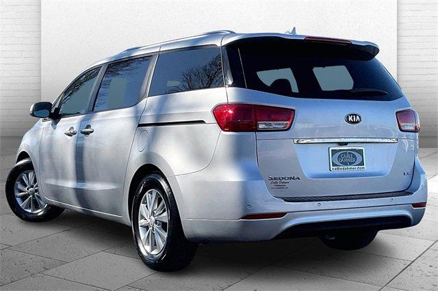 2017 Kia Sedona Vehicle Photo in INDEPENDENCE, MO 64055-1314