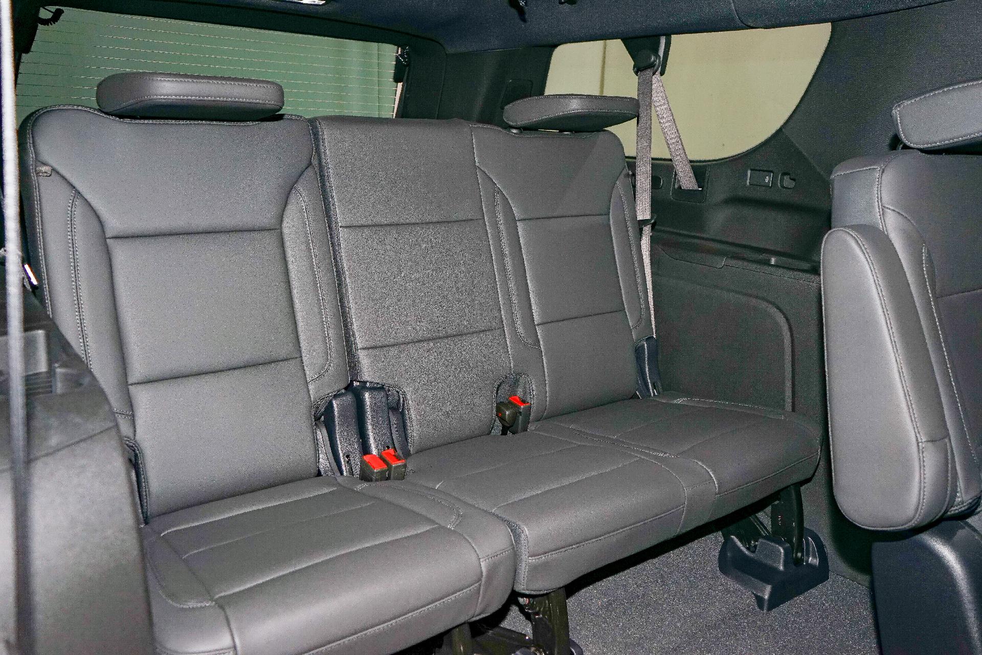 2025 Chevrolet Suburban Vehicle Photo in SMYRNA, DE 19977-2874