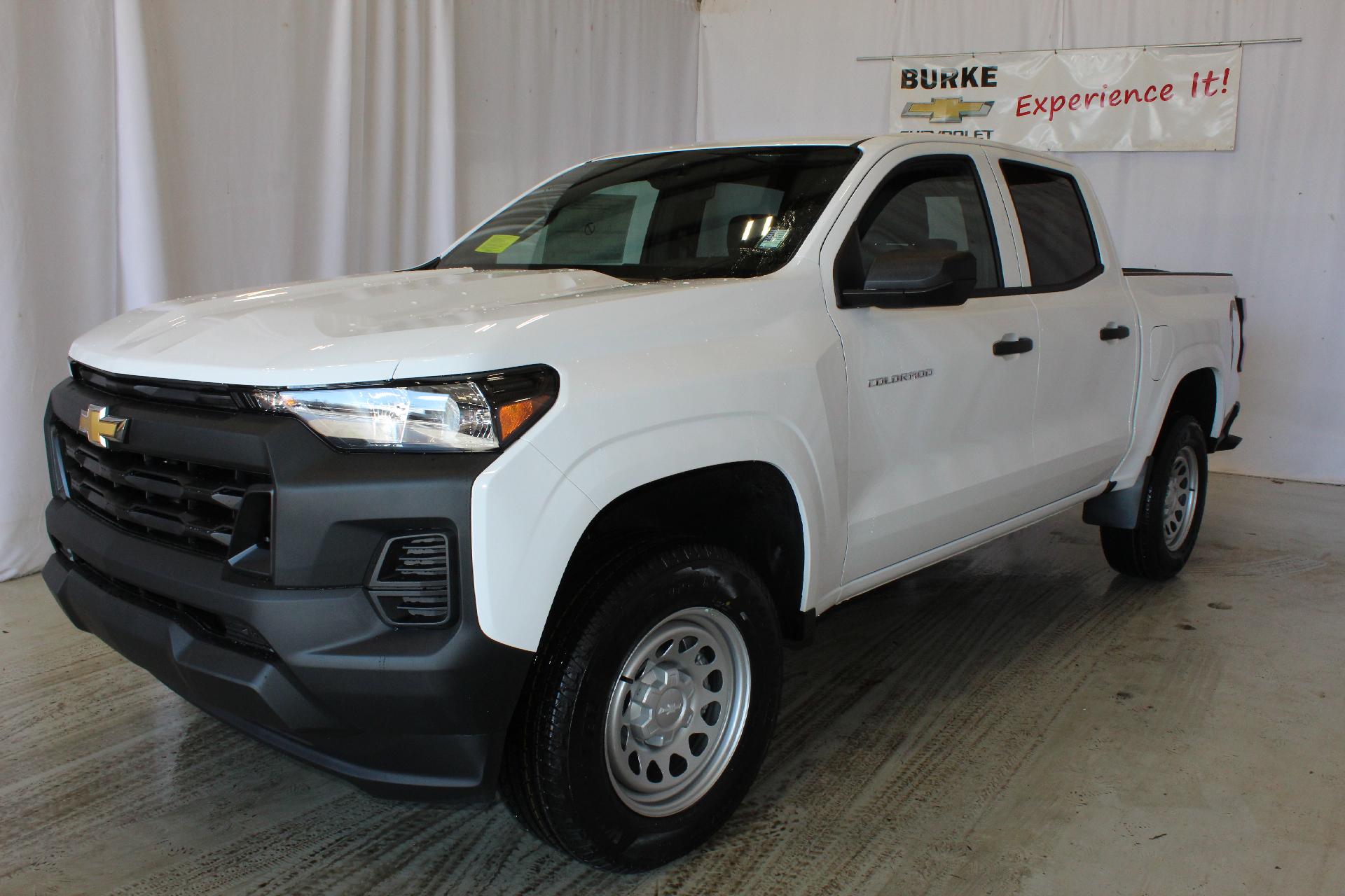 2025 Chevrolet Colorado Vehicle Photo in NORTHAMPTON, MA 01060-1120