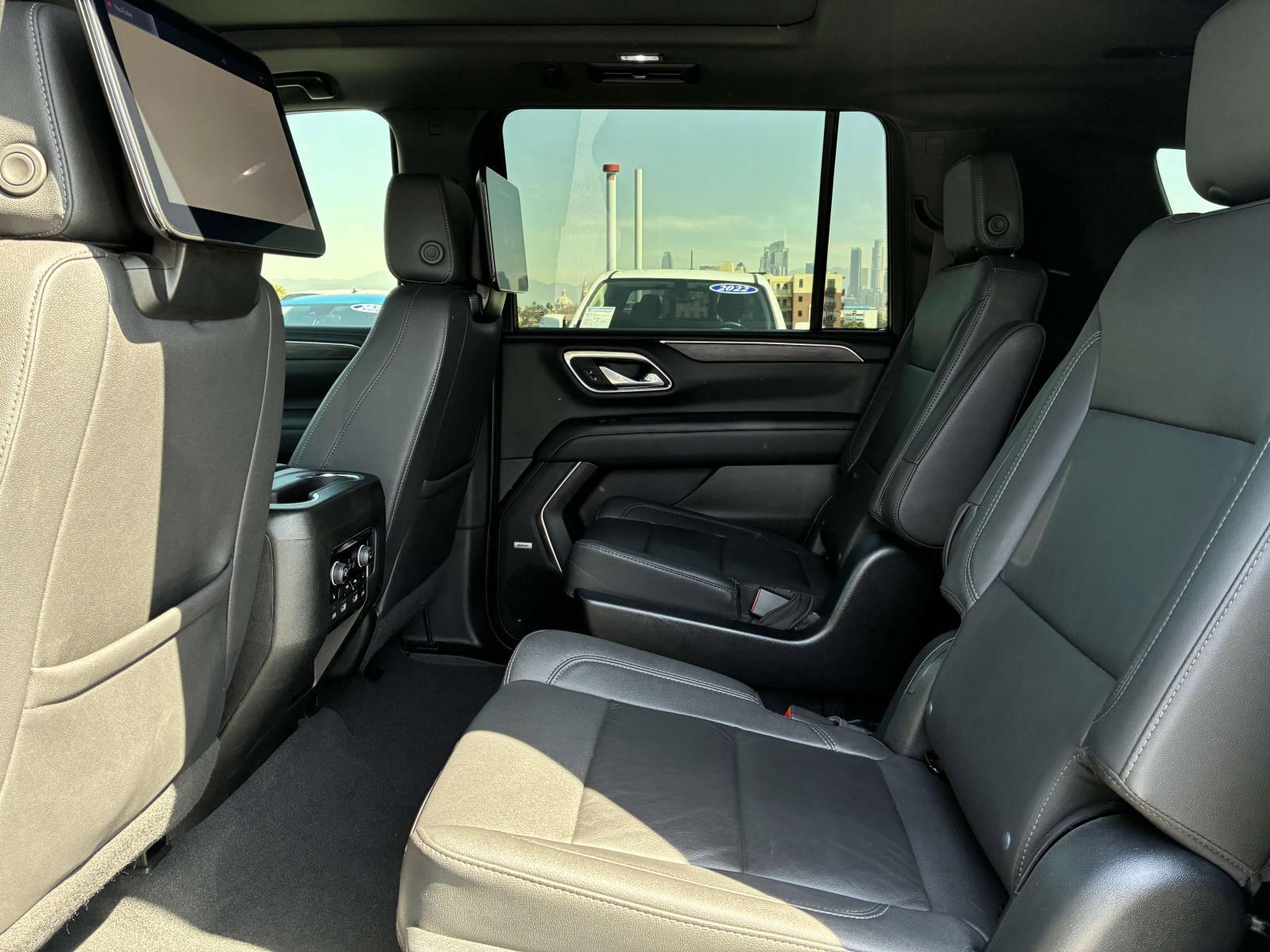 2023 Chevrolet Suburban Vehicle Photo in LOS ANGELES, CA 90007-3794