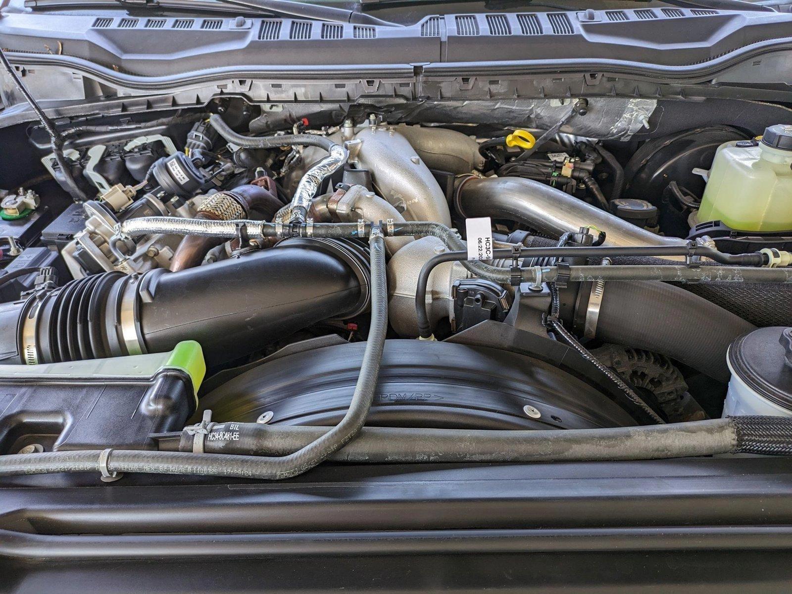 2021 Ford Super Duty F-350 SRW Vehicle Photo in Bradenton, FL 34207
