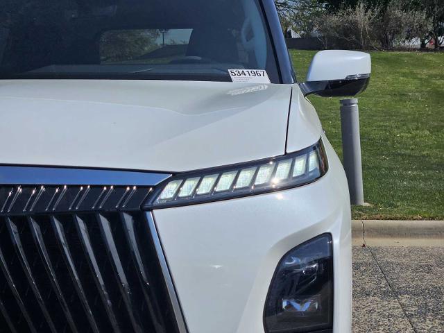 2025 INFINITI QX80 Vehicle Photo in Fort Worth, TX 76132