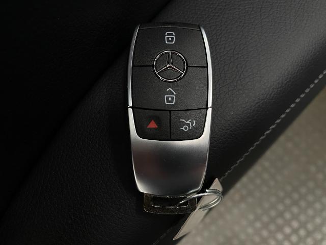 2025 Mercedes-Benz GLS Vehicle Photo in Appleton, WI 54913