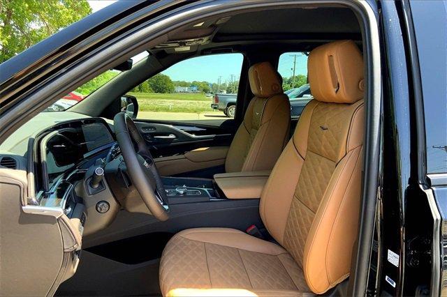 2023 Cadillac Escalade Vehicle Photo in KANSAS CITY, MO 64114-4545