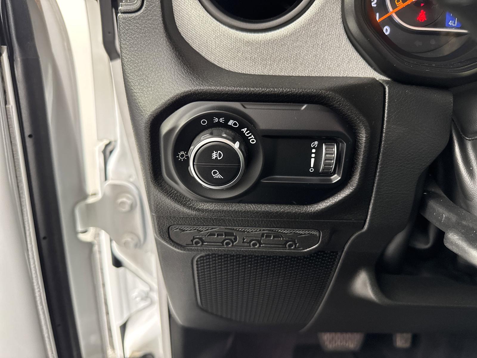 2024 Jeep Gladiator Vehicle Photo in GEORGETOWN, TX 78626-7508