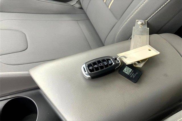 2023 Hyundai Elantra Vehicle Photo in TOPEKA, KS 66609-0000
