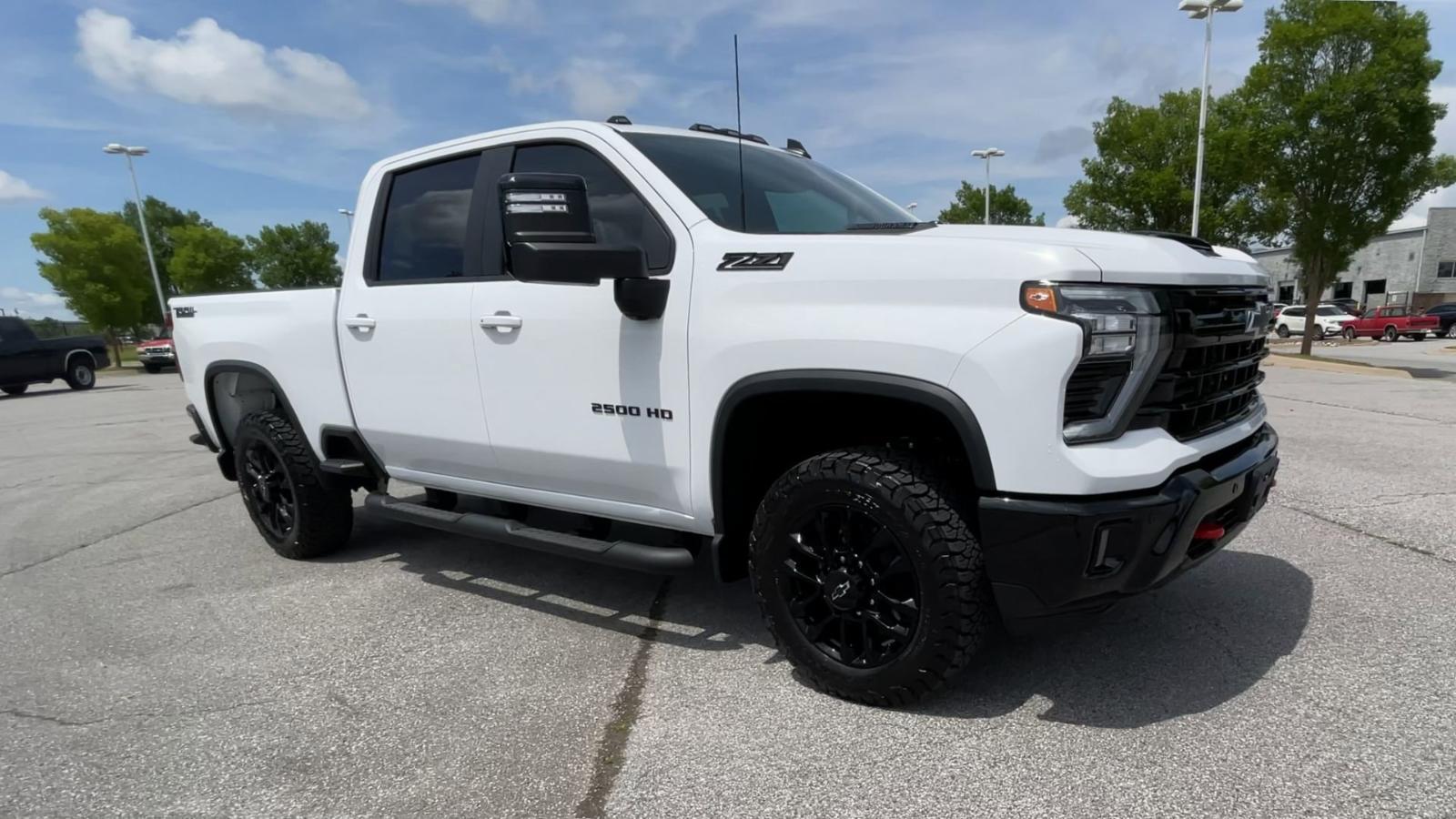 2025 Chevrolet Silverado 2500 HD Vehicle Photo in BENTONVILLE, AR 72712-4322