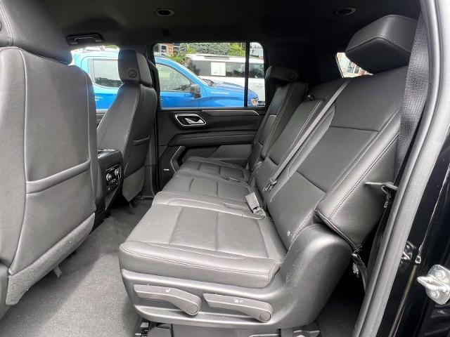 2023 Chevrolet Suburban Vehicle Photo in Roslyn, NY 11576