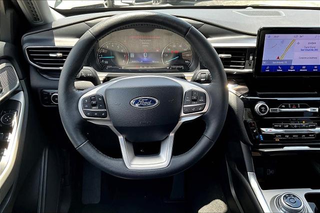 2024 Ford Explorer Vehicle Photo in San Antonio, TX 78230