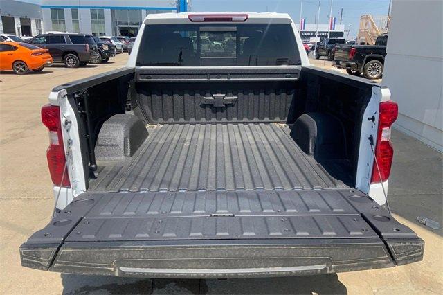 2025 Chevrolet Silverado 1500 Vehicle Photo in KANSAS CITY, MO 64114-4502