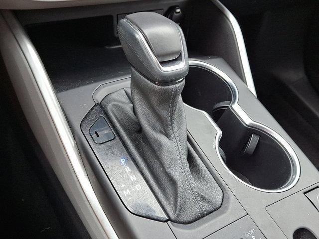2024 Toyota Highlander Vehicle Photo in Philadelphia, PA 19116