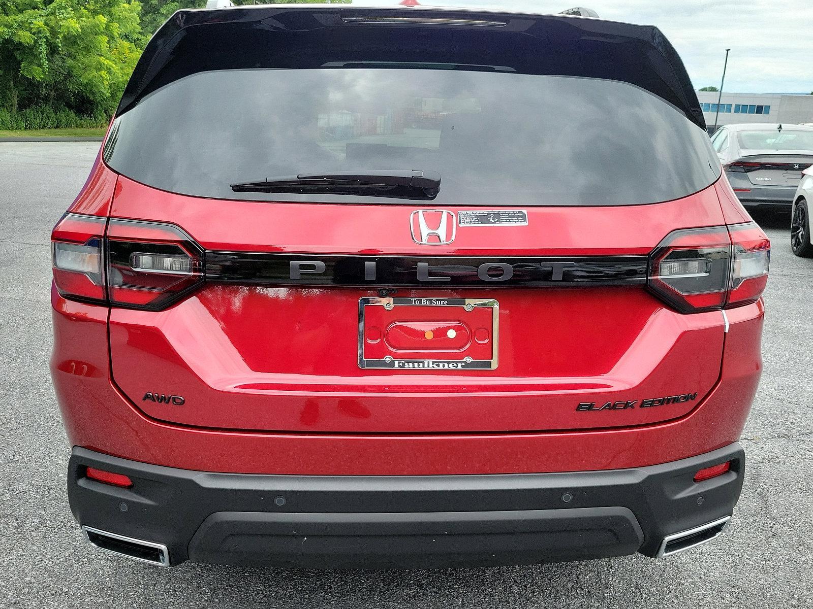 2025 Honda Pilot Vehicle Photo in Harrisburg, PA 17111