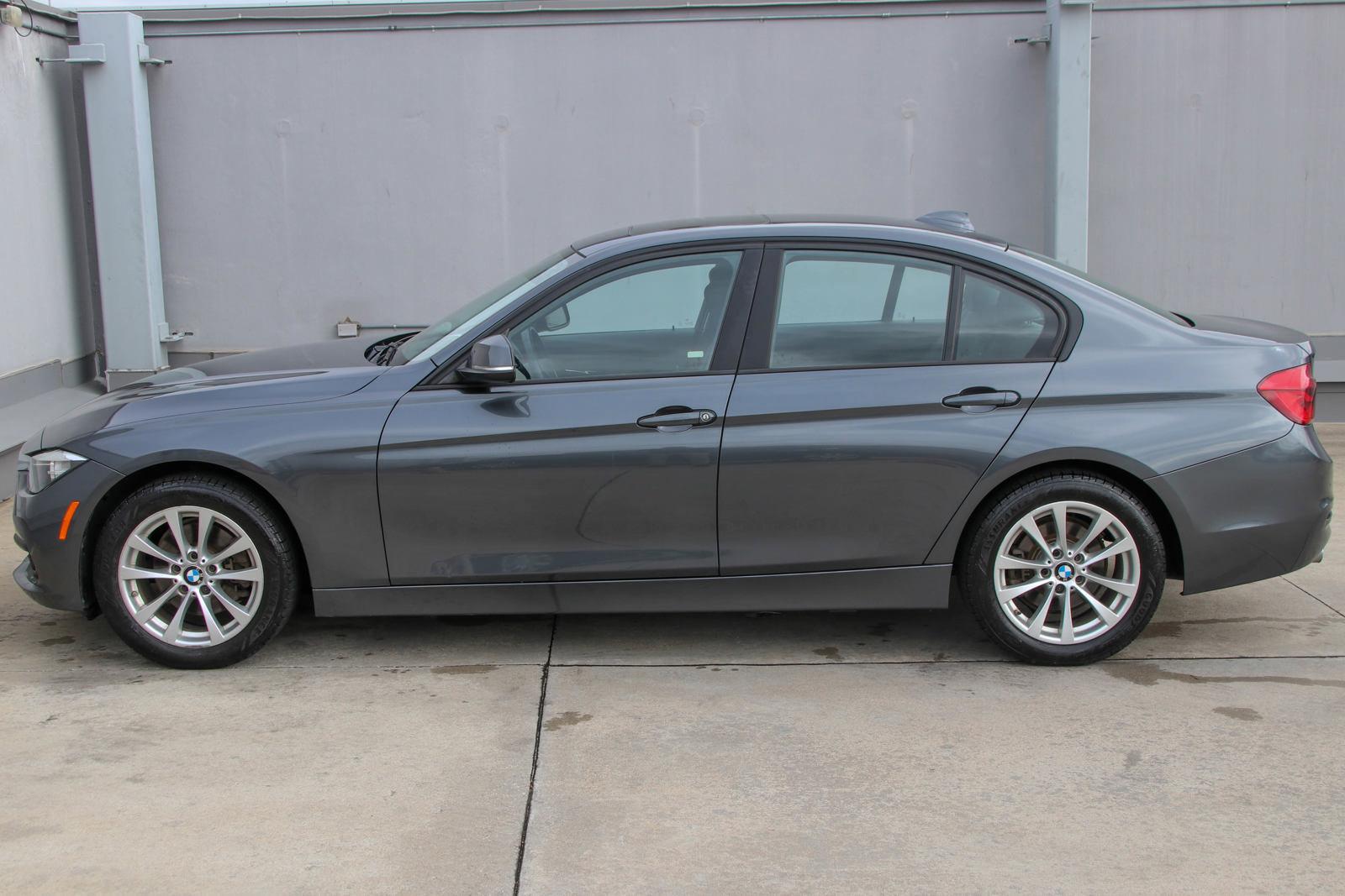 2017 BMW 320i Vehicle Photo in SUGAR LAND, TX 77478