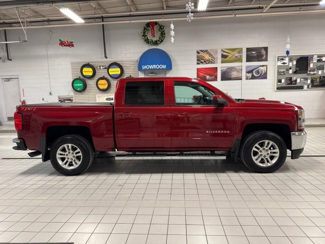 Used 2018 Chevrolet Silverado 1500 LT with VIN 3GCUKREC2JG186897 for sale in Oregon, OH