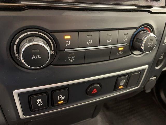 2021 Nissan Titan Vehicle Photo in PHOENIX, AZ 85014-3381