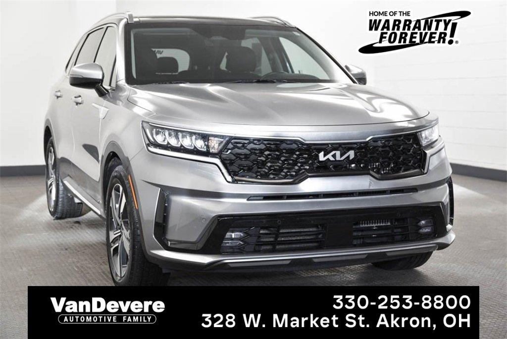 2023 Kia Sorento Hybrid Vehicle Photo in AKRON, OH 44303-2185