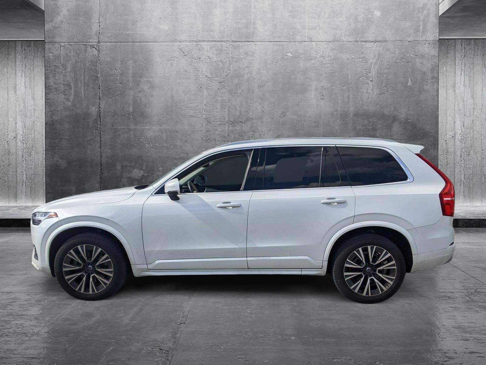 2022 Volvo XC90 Vehicle Photo in Miami, FL 33015