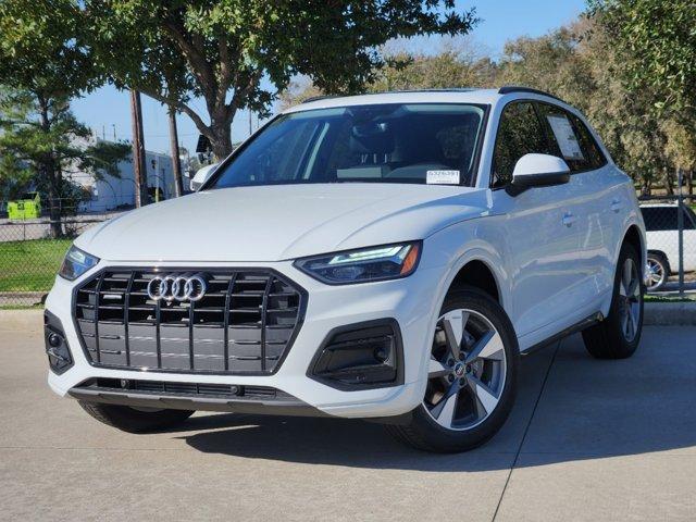 2025 Audi Q5 Vehicle Photo in HOUSTON, TX 77090