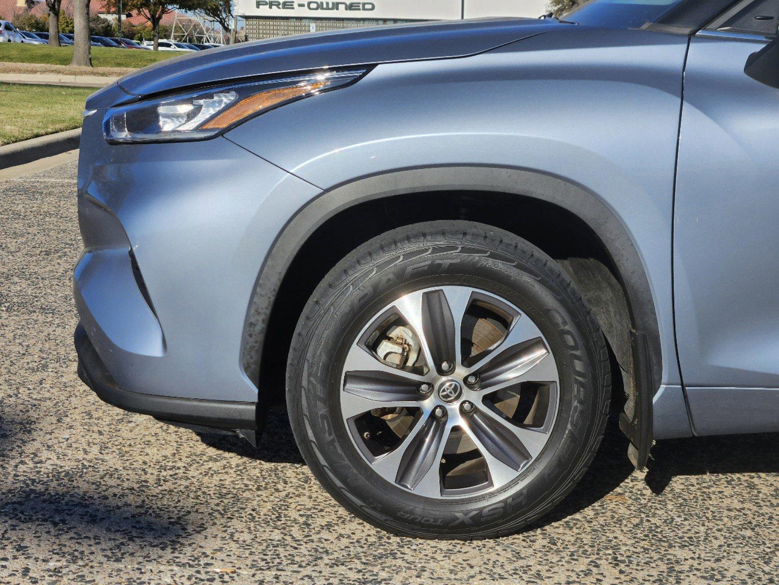 2020 Toyota Highlander Vehicle Photo in FORT WORTH, TX 76132