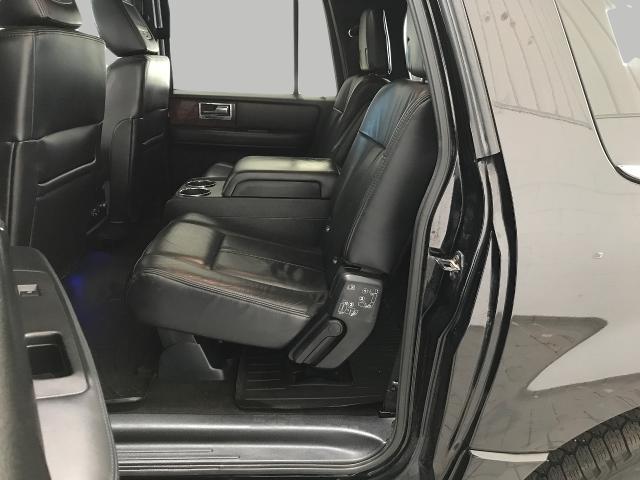 2016 Lincoln Navigator L Vehicle Photo in GREEN BAY, WI 54303-3330