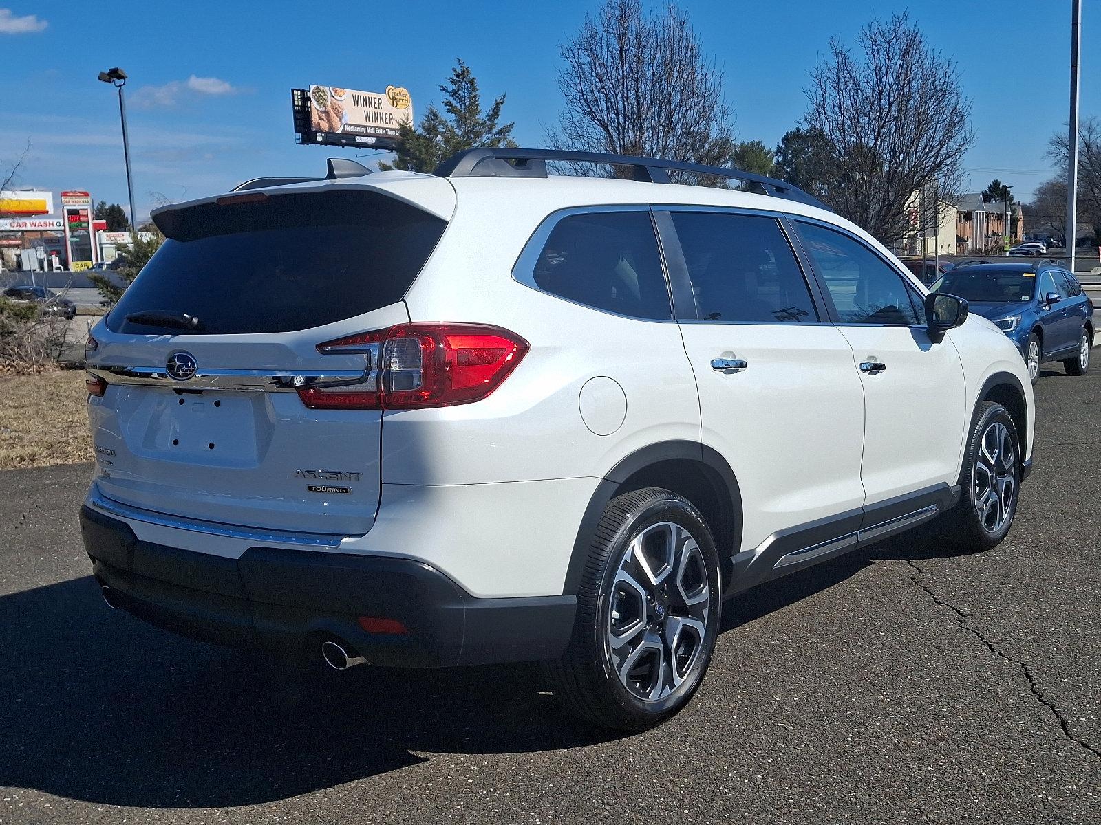 2024 Subaru Ascent Vehicle Photo in Trevose, PA 19053