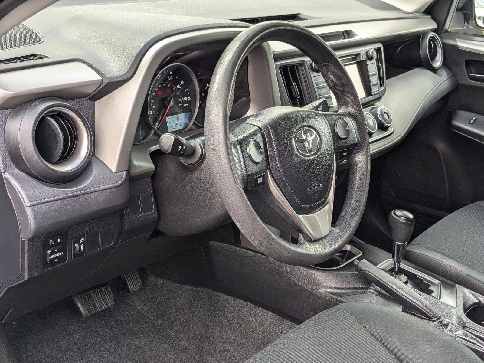 2016 Toyota RAV4 Vehicle Photo in Miami, FL 33015