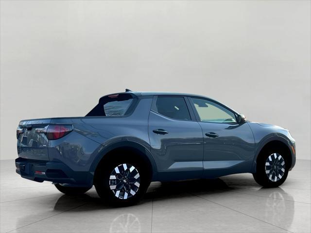 2025 Hyundai SANTA CRUZ Vehicle Photo in Green Bay, WI 54304