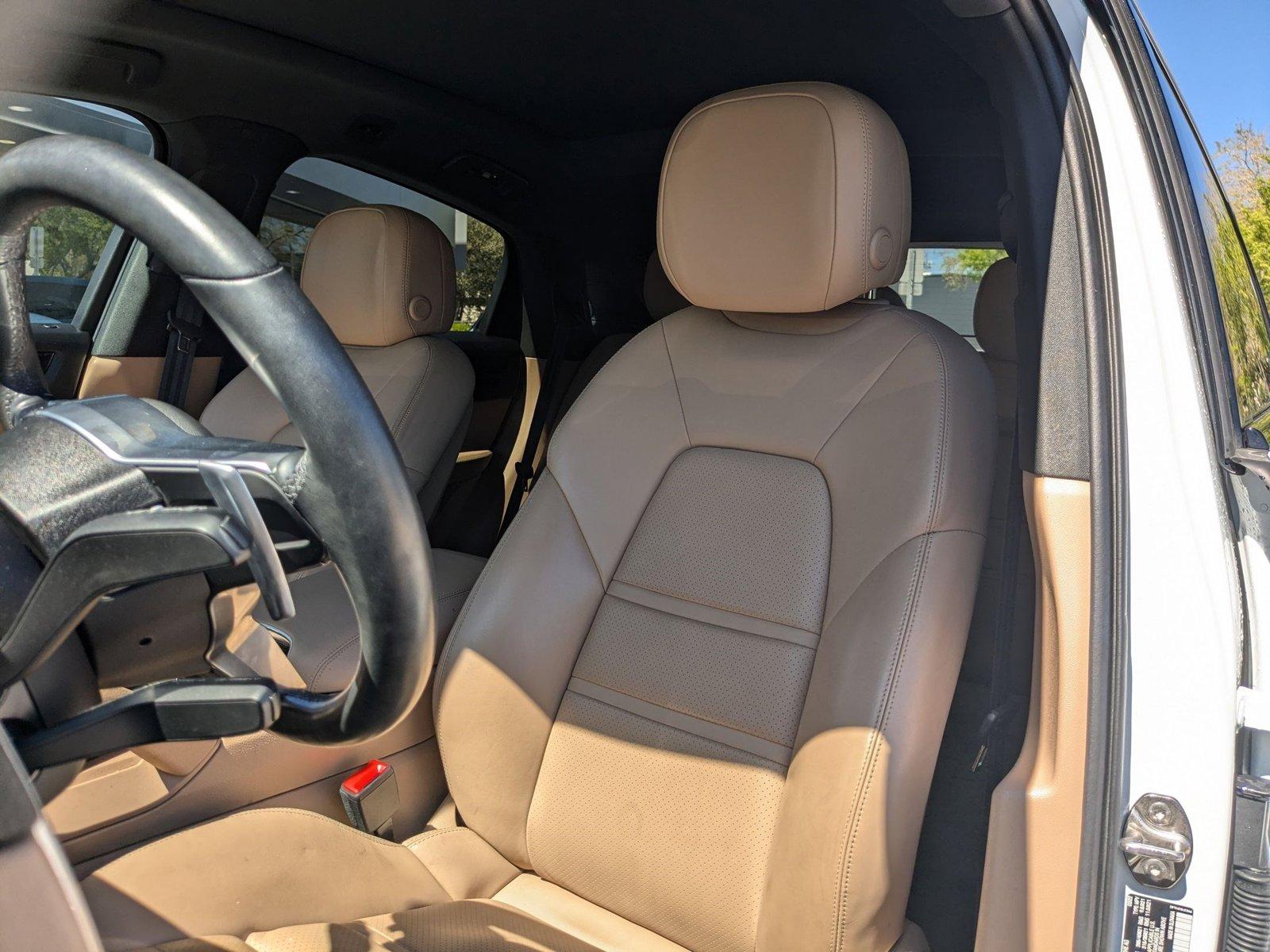 2022 Porsche Cayenne Vehicle Photo in Maitland, FL 32751