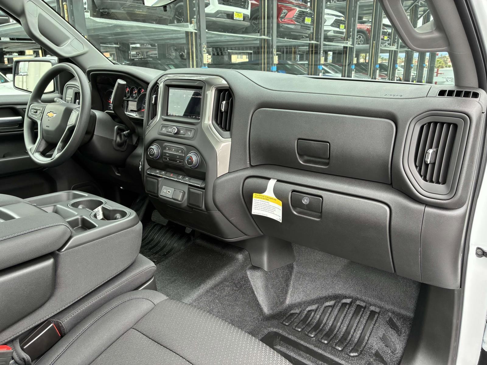 2025 Chevrolet Silverado 1500 Vehicle Photo in LOS ANGELES, CA 90007-3794