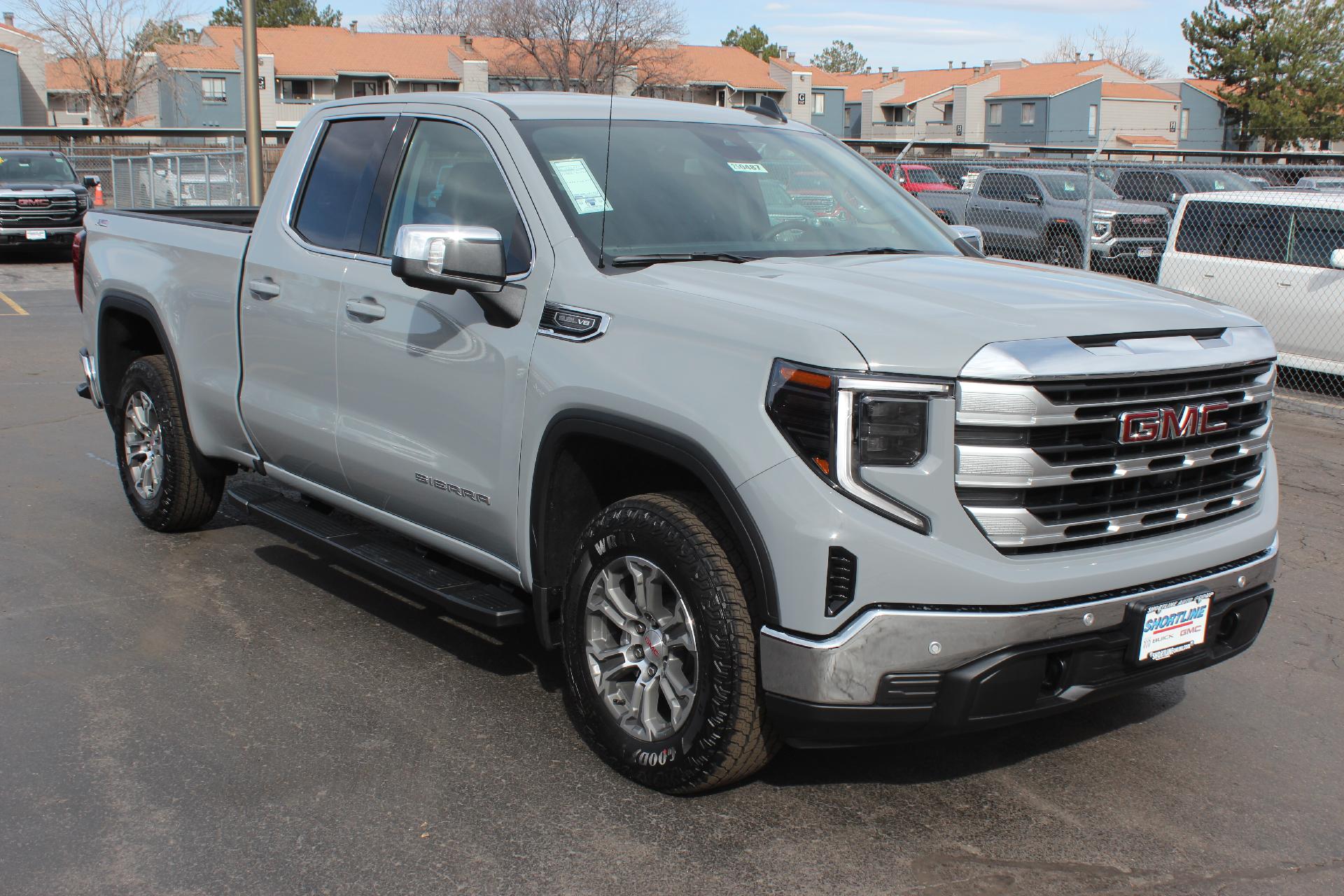2025 GMC Sierra 1500 Vehicle Photo in AURORA, CO 80012-4011