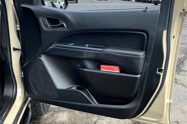 2022 GMC Canyon Vehicle Photo in TOPEKA, KS 66609-0000