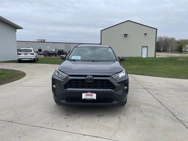Used 2019 Toyota RAV4 XLE with VIN JTMP1RFV4KD038894 for sale in Beresford, SD