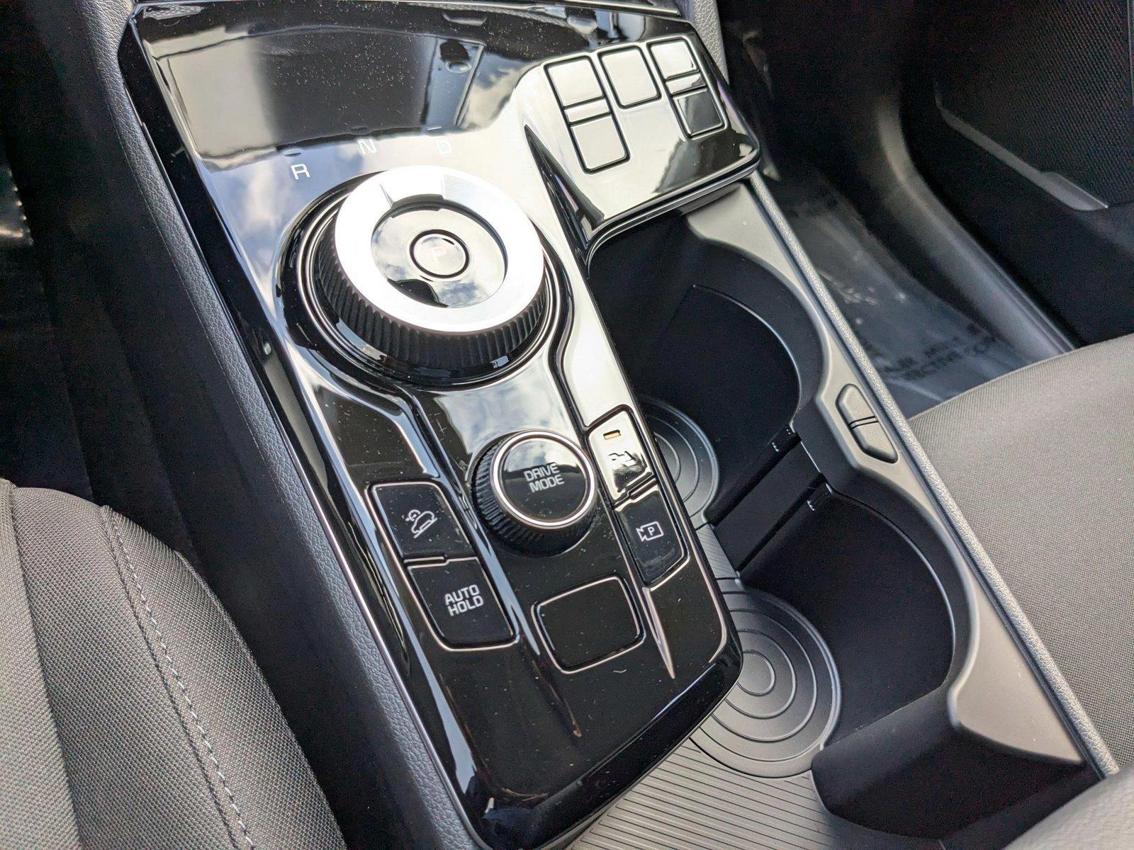 2025 Kia Sportage Hybrid Vehicle Photo in Miami, FL 33169