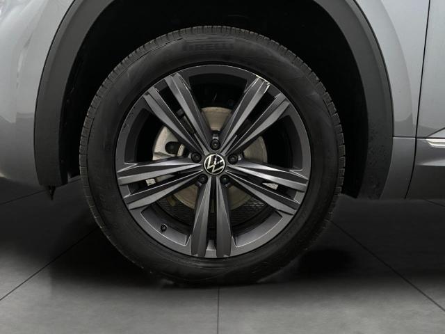 2021 Volkswagen Atlas Vehicle Photo in Appleton, WI 54913
