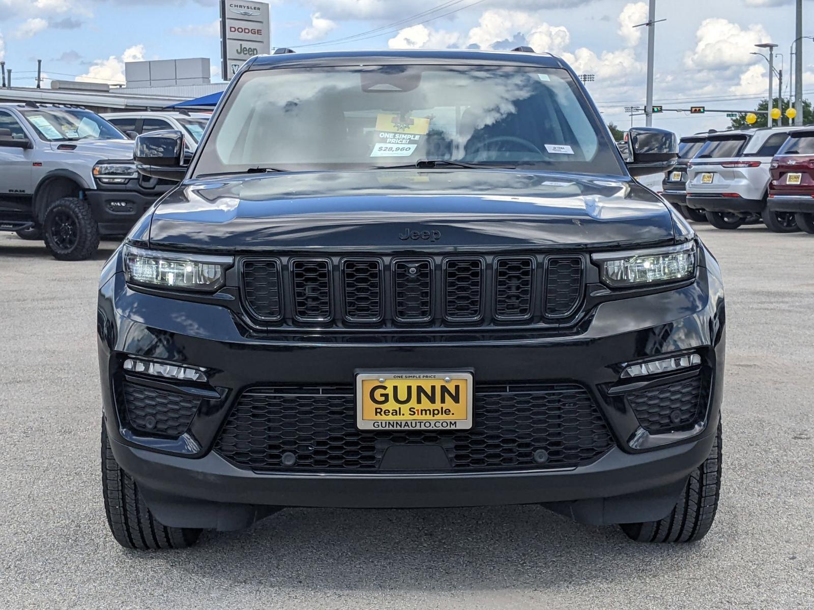 2023 Jeep Grand Cherokee Vehicle Photo in Seguin, TX 78155
