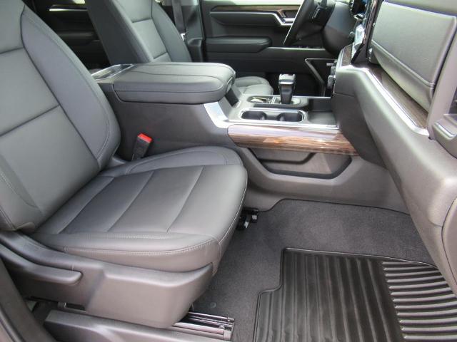 2025 Chevrolet Silverado 1500 Vehicle Photo in LEESBURG, FL 34788-4022
