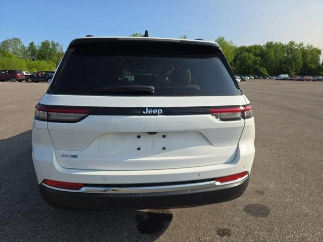 2023 Jeep Grand Cherokee 4xe Vehicle Photo in Cedar Rapids, IA 52402