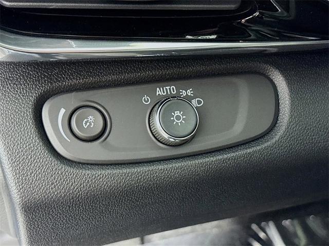 2025 Buick Envista Vehicle Photo in PUYALLUP, WA 98371-4149