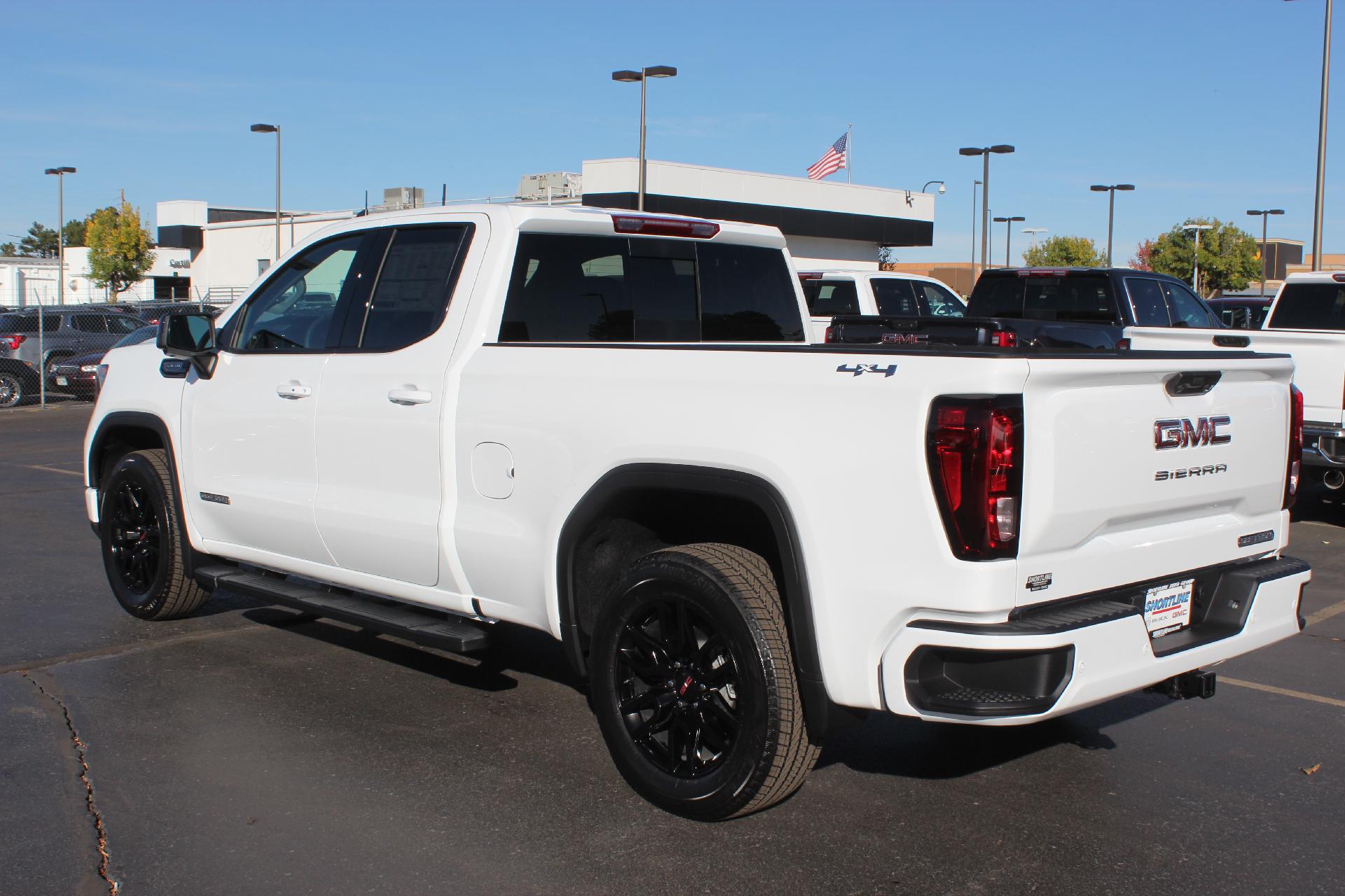 2025 GMC Sierra 1500 Vehicle Photo in AURORA, CO 80012-4011