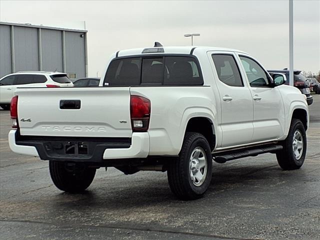 Used 2022 Toyota Tacoma SR with VIN 3TMCZ5AN2NM516763 for sale in Springfield, IL